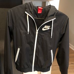 Nike, black windbreaker women’s Sz M